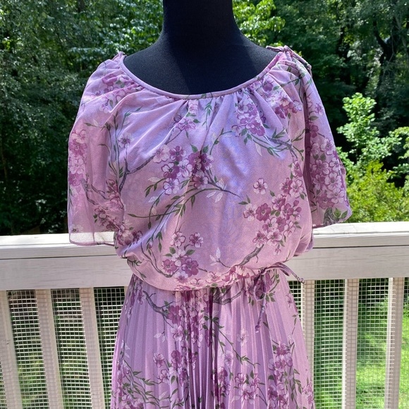 Vintage 60s 70s Floral Pleat Bow Cottagecore Dress - Picture 5 of 12